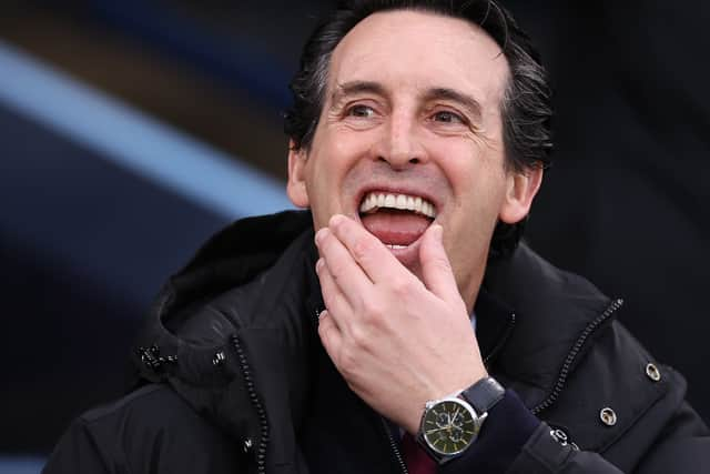 Unai Emery having a good evening