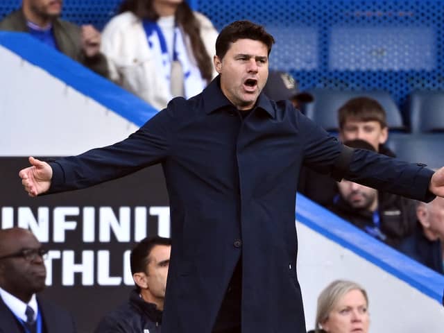 Chelsea set to beat Man Utd to £20m defender as Spurs set to spend big on Serie A star