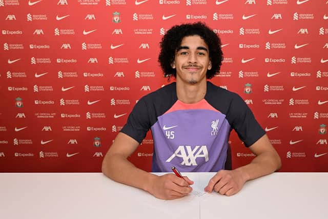 Jayden Danns signs new deal