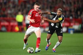 Elliot Anderson in action for Nottingham Forest against Newcastle United