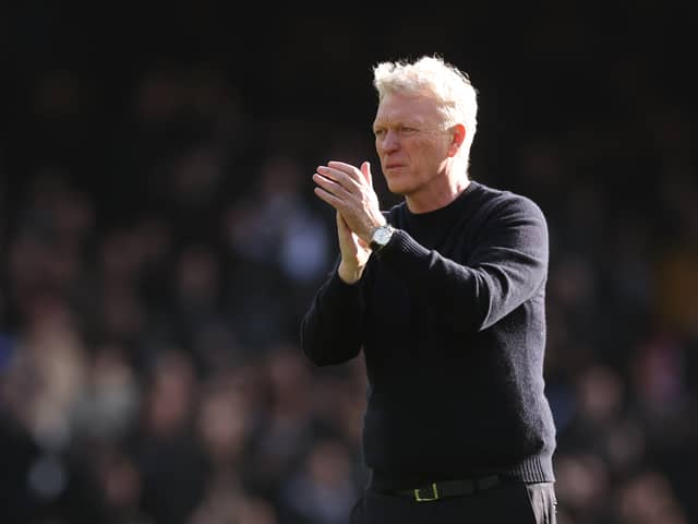 David Moyes, Manager of Everton, applauds the fans following the Premier League match between Everton FC and Manchester United FC at Goodison Park on February 22, 2025 in Liverpool, England. (Photo by Lewis Storey/Getty Images)