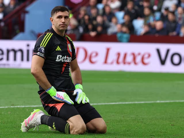 The worrying stats which prove that Aston Villa have an Emi Martínez problem
