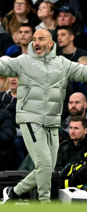 Chelsea boss Enzo Maresca 