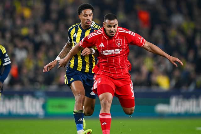 Oosterwolde challenges Murillo for the ball during last season's Europa League