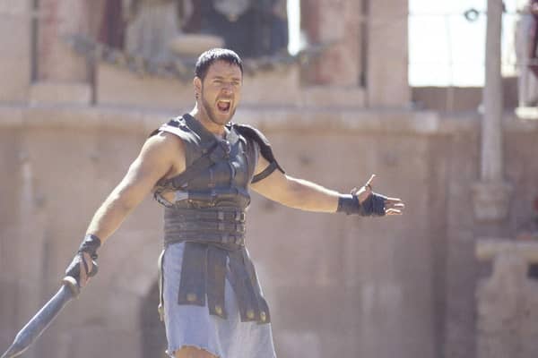 Winner of the Best Picture award at the Oscars in 2000, Russell Crowe stars as Maximus, a Roman general who is betrayed and has his family murdered by an emperor's corrupt son (Joaquin Phoenix).